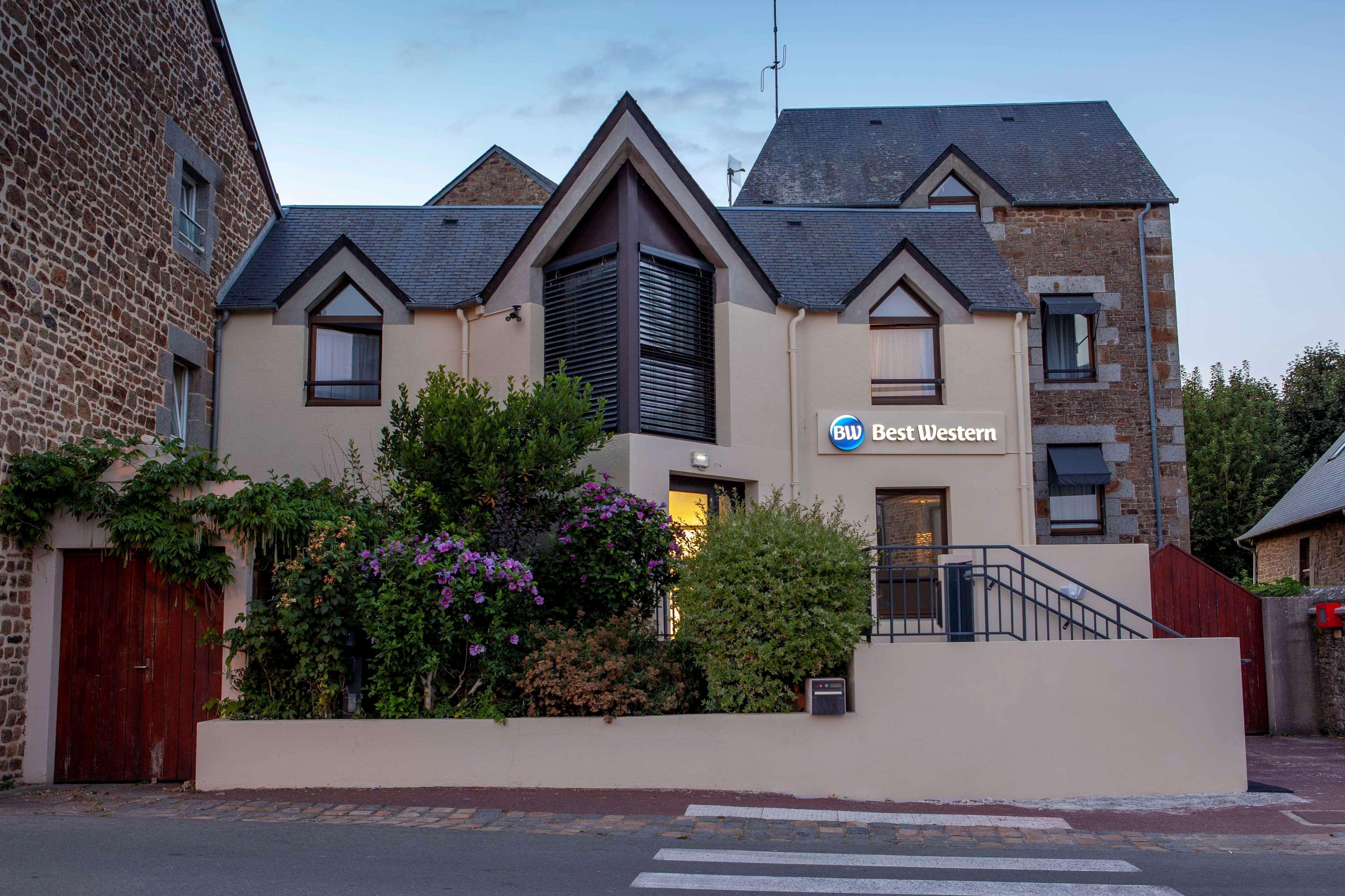Best Western Le Moulin De Ducey Luaran gambar