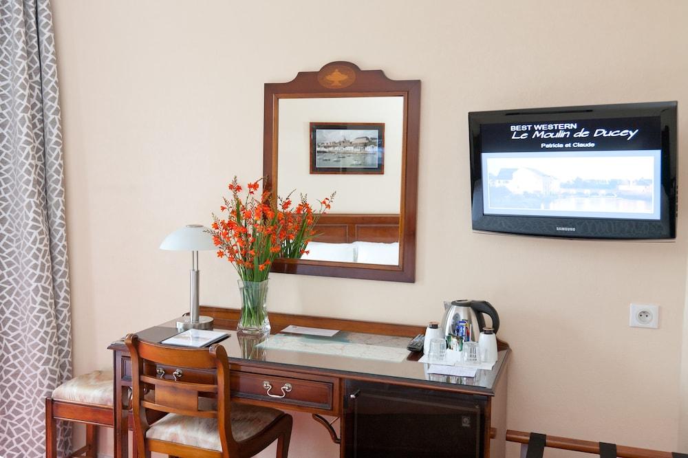 Best Western Le Moulin De Ducey Luaran gambar